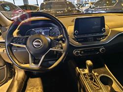 نيسان ألتيما